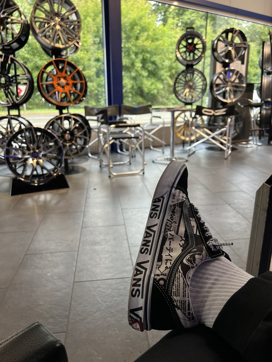 Touching grass or touching rims? Doesn’t matter…we keep pushing with <a href="/solanamobile/">Seeker | Solana Mobile</a> … 
Full degen mode with <a href="/cfldotfun/">Crypto Fantasy League | Download on Seeker 📱</a> 🚀
 Can’t wait to see what #SeekerSeason still brings! HYPED“AF