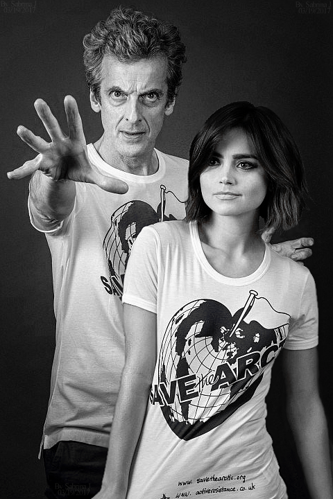 brinatello's tweet photo. ✨ 'Doctor Mysterio and his Impossible Girl saving the arctic!' ✨
Photos 📸 by @DrGotts MBE (July 13, 2015) for the #SaveTheArctic 🐧🐻❄️ Campaign. Edited by me #DoctorWho #TwelfthDoctor @Jenna_Coleman_ #ClaraOswald @FollowWestwood @GreenpeaceUK @Greenpeace #GreenpeaceDay 🗺️🌱🌳 https://t.co/qhJjGkMOL1
