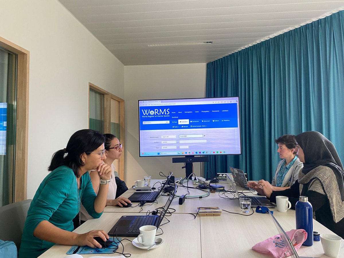 Delivering on the Ocean Decade objectives: taxonomy experts from our sister institute <a href="/invemarcolombia/">INVEMAR</a> working in Oostende with <a href="/WRMarineSpecies/">WoRMS</a> <a href="/VLIZnews/">Flanders Marine Institute - VLIZ</a> <a href="/marineregions/">Marine Regions</a> towards a National Register of Marine Species for Colombia. Keep an eye on this instrumental cooperation!