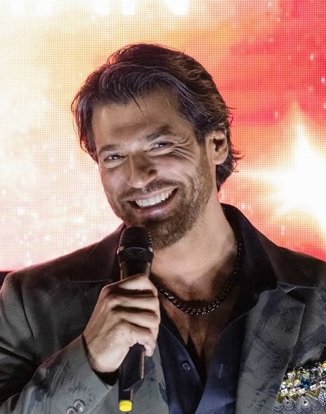 Bella31654810b's tweet photo. Pase lo que pase, todo pasa! Feliz lunes!
#CanYaman https://t.co/QAH17jXzHT