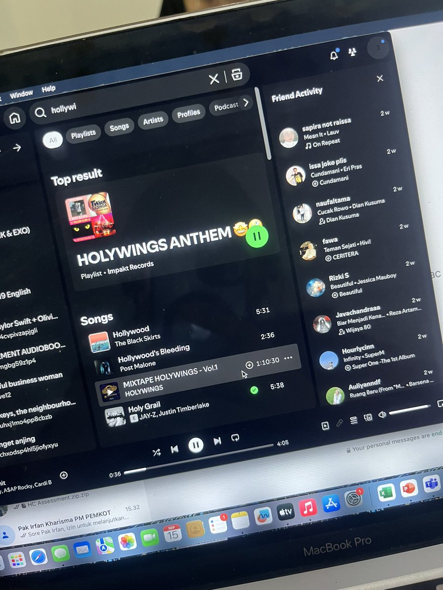dtamaraaw's tweet photo. Kalau playlist udah ganti ke ini, berarti hari senin udah ga baik baik aja dan beat tinggi untuk kerja dan berpikir https://t.co/51m8IXnG5U