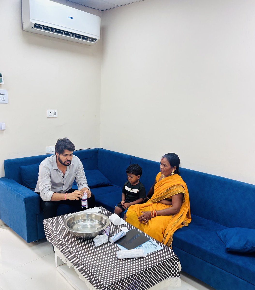OrthoDoctor_GSP's tweet photo. Work from doctors lounge too.
#OrthoDoctor https://t.co/m7wNCd3uSm