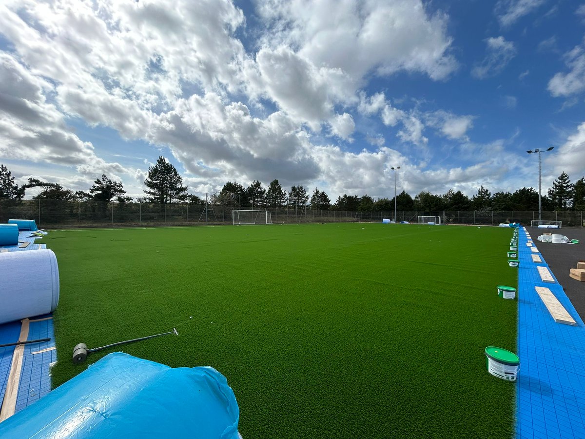 .<a href="/MalahideUtdAFC/">Malahide United AFC</a> going green 🦾

Carpet installation progressing for a full-size pitch resurface. 

TriPlex continues to set the standard in artificial turf innovation. With Triple Fibre Technology, it delivers unmatched performance, durability &amp; playability.

#GrassrootsFootball