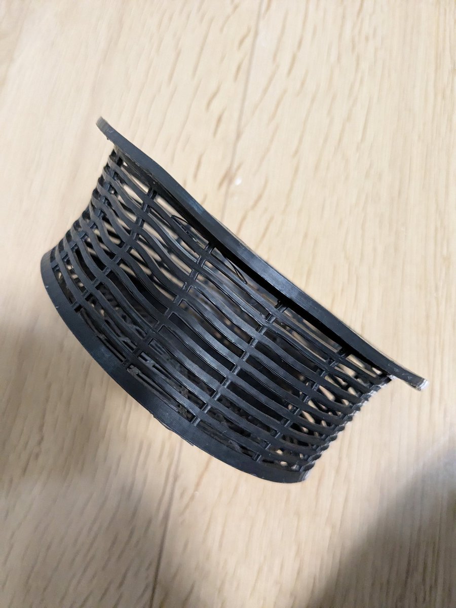 kamepee_7's tweet image. 以前3Dプリンタで作った「台所シンクの排水口水切り」そうめん熱湯によりフニャフニャになりました😭
やっぱり気をつけていても、ウッカリ湯を流してしまいますよね。でもまぁ、この形を作れたと言うことは、良き経験になったと思います🐢👍
#3Dプリンタ #水切り #そうめん熱湯