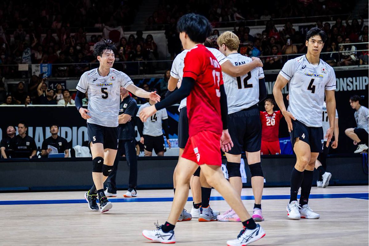 大塚のよさがよく出てた試合だったなと思う。プレーでも、ブロックの外側使ってブロックアウト取ったと思ったら今度は内側使ってブロックアウト取ったりと、とてもよかった。

（📷Volleyball World）