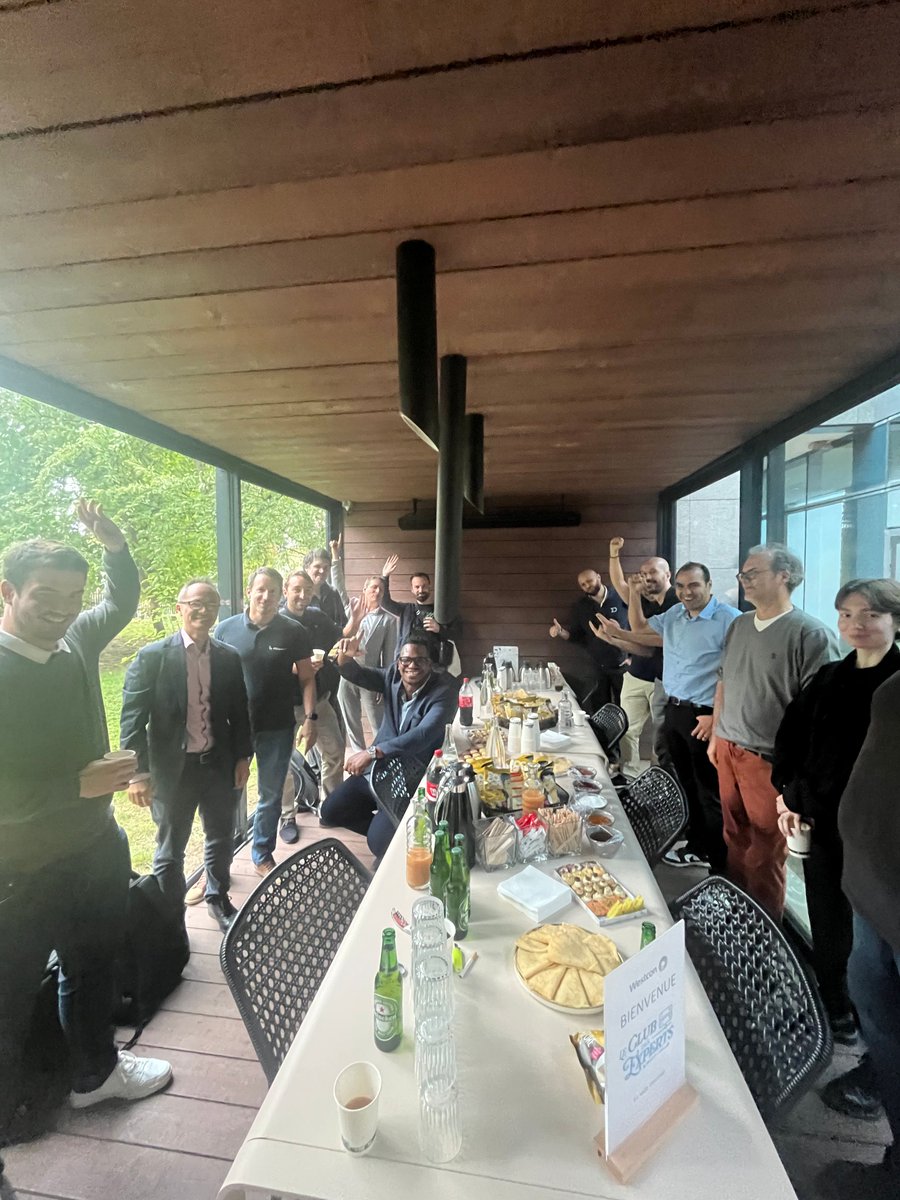 efficientip's tweet image. Retour en images 📸

Jeudi dernier : 1ère édition du Club des Experts avec EfficientIP &amp;amp; Westcon ! 🚀
Échanges, démos et bonnes pratiques pour les partenaires revendeurs 🙌

💡 Vous n’avez pas pu assister ? Ne manquez pas la Session 2 !

#ClubDesExperts #EfficientIP #Westcon