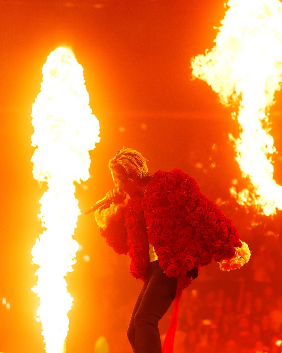 G-DRAGON 2025 WORLD TOUR [Übermensch] IN LOS ANGELES

#GDRAGON #GD #Übermensch #위버맨쉬 #GDRAGON2025 #GDWORLDTOUR2025 #GDWORLDTOURÜbermensch