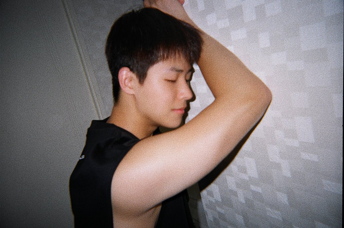 [📸]

𝙁𝙞𝙡𝙢 𝙄𝙢𝙖𝙜𝙚𝙨 🎞️ 
▶️ 곰돌이 잠들기 🐻💤

#GHOST9 #고스트나인
#SONJUNHYUNG #손준형