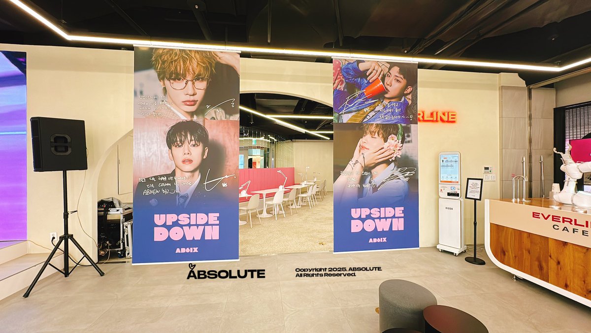 ABSOLUTE_PWJ's tweet image. 일찍 퇴근한 김에 호로록 온 에버라인 팝업 스토어.ᐟ.ᐟ 
직원분이 넘사로 친절하셔서 깜딱 놀라버려,, 🥹
아 우진이 포카가 너무나도 귀여워서 행복함,,₍o̴̶̷᷄﹏o̴̶̷̥᷅₎ 
온라인 포카도 기대중( o̴̶̷᷄ ·̫ o̴̶̷̥᷅ )
#AB6IX #STUPID #EVERLINE