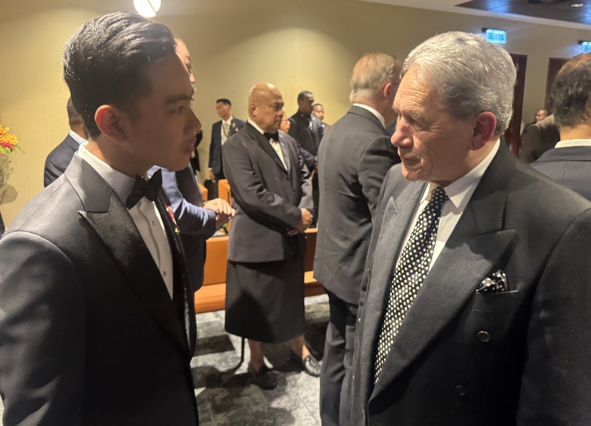 With the Vice President of Indonesia, Gibran Rakabuming Raka.

🇮🇩 🤝 🇳🇿