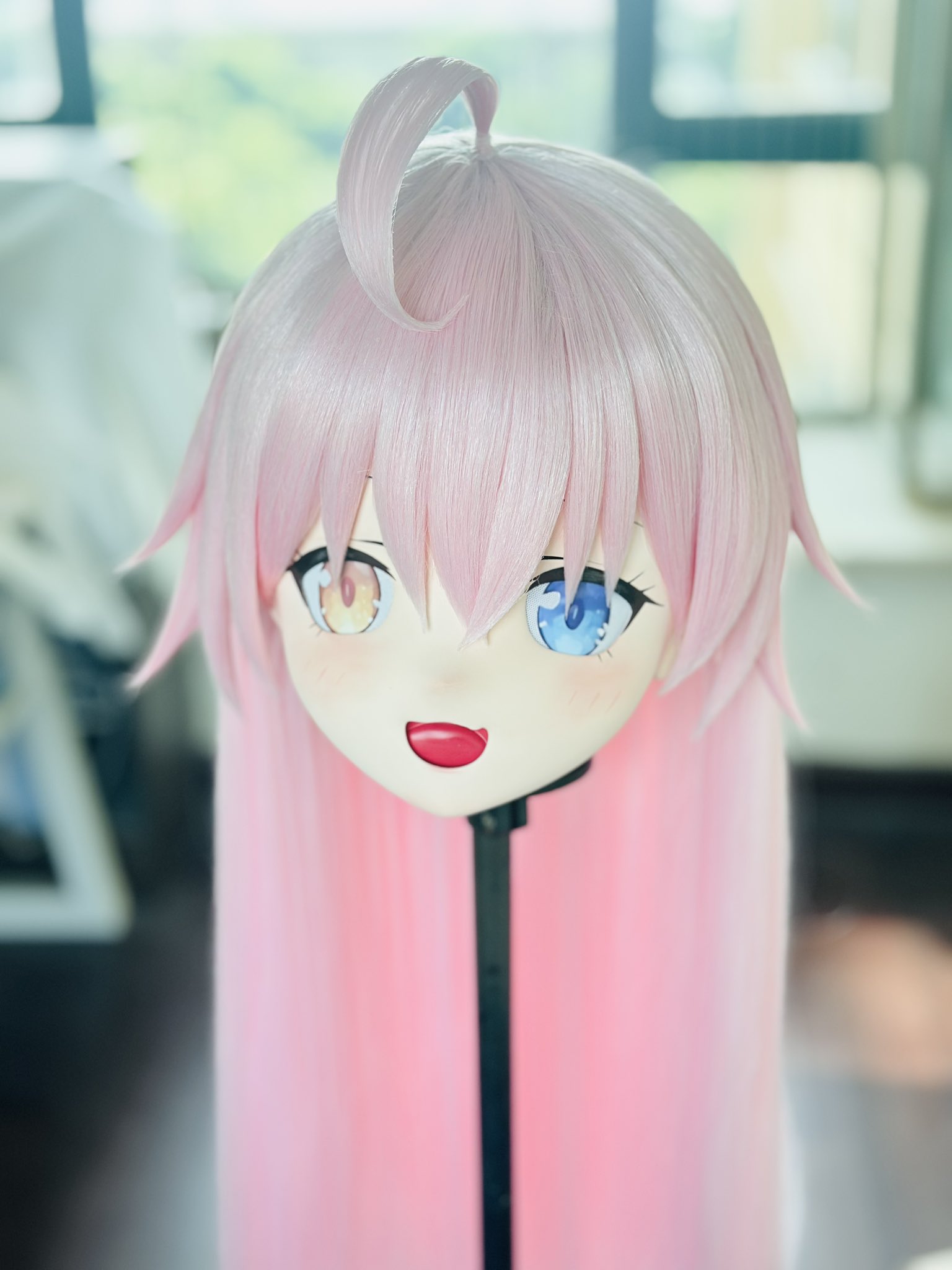 ハンドメイドあきt フォートゥースリーデザインズ 091 黒｜ニット素材を使った