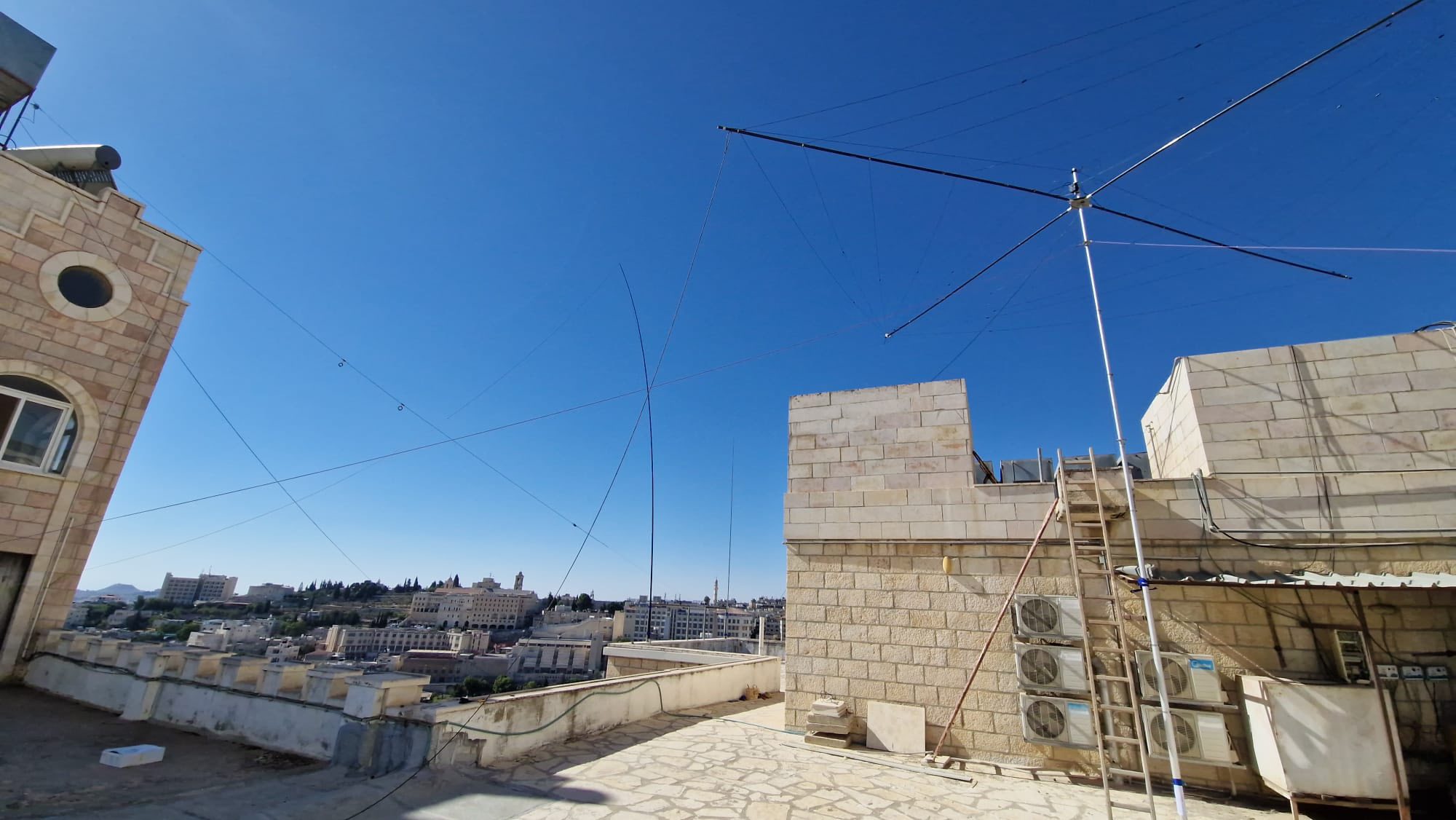 JapanR-WORLDです。 Coming soon @adidasoriginals x @atmos_japan ZX8000 G