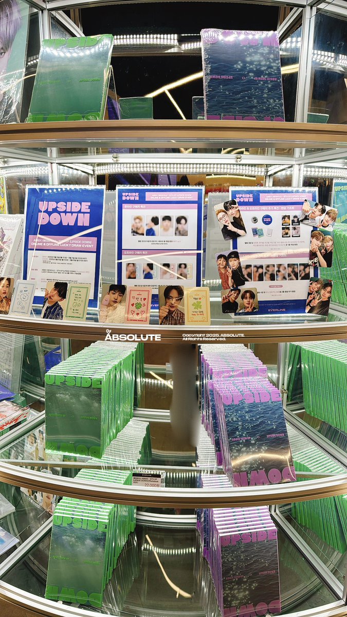 ABSOLUTE_PWJ's tweet image. 일찍 퇴근한 김에 호로록 온 에버라인 팝업 스토어.ᐟ.ᐟ 
직원분이 넘사로 친절하셔서 깜딱 놀라버려,, 🥹
아 우진이 포카가 너무나도 귀여워서 행복함,,₍o̴̶̷᷄﹏o̴̶̷̥᷅₎ 
온라인 포카도 기대중( o̴̶̷᷄ ·̫ o̴̶̷̥᷅ )
#AB6IX #STUPID #EVERLINE