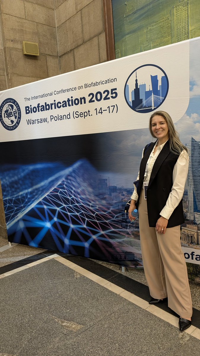 adrianatnasc's tweet photo. It's great to be in Warsaw for #Biofabrication2025! Ready to  see the latest in regenerative medicine and biofabrication. I'm looking forward to a few days of learning and networking. #Biofabrication2025 #Warsaw #Conference #LifeSciences https://t.co/PGlrjA7G80