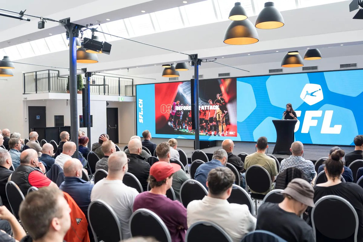 🏟️ Networking Day der SFL: Zusammenarbeit für mehr Sicherheit im Stadion 🤝⚽
sfl.ch/de/articles/ne…
. . . . .
🏟️ Networking Day SFL: œuvrer ensemble pour plus de sécurité dans les stades 🤝⚽
sfl.ch/articles/netwo…