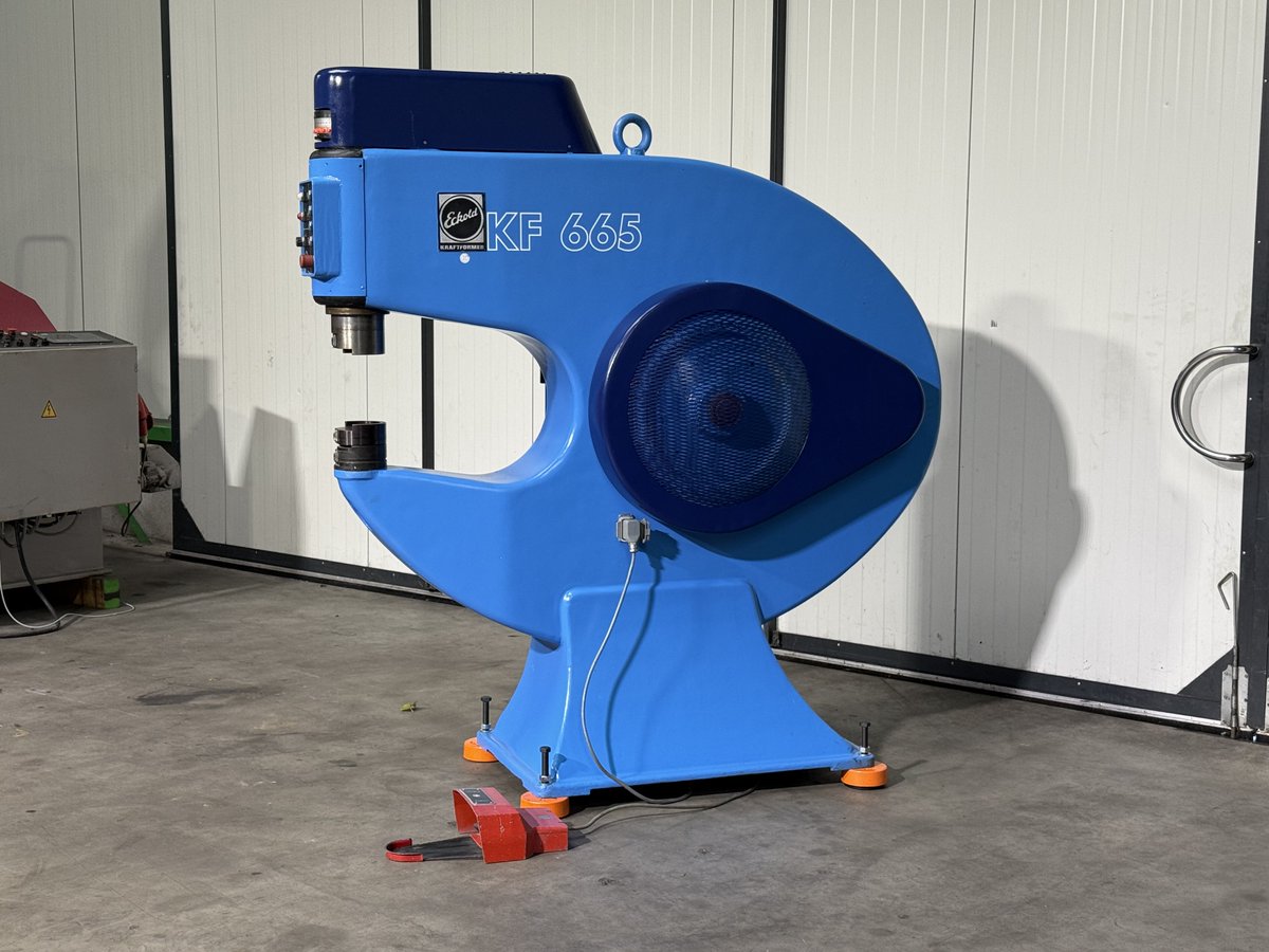 mach4metal's tweet image. ECKOLD Kraftformer KF 665
MACH-ID 9228 Bouwjaar 2001
Number of strokes 150 / 300 / 600Min.
Maximum sheet thickness:6.0mm
Horizontal troath 675mm
Vertical troath 450mm
Max. thickness Stainles:4.0mm
Max. thickness Aluminium:8.0mm
Motorised ram adjustment:0 - 80
Power 4.1kW
#eckold