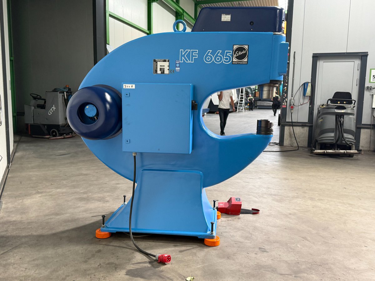 mach4metal's tweet image. ECKOLD Kraftformer KF 665
MACH-ID 9228 Bouwjaar 2001
Number of strokes 150 / 300 / 600Min.
Maximum sheet thickness:6.0mm
Horizontal troath 675mm
Vertical troath 450mm
Max. thickness Stainles:4.0mm
Max. thickness Aluminium:8.0mm
Motorised ram adjustment:0 - 80
Power 4.1kW
#eckold