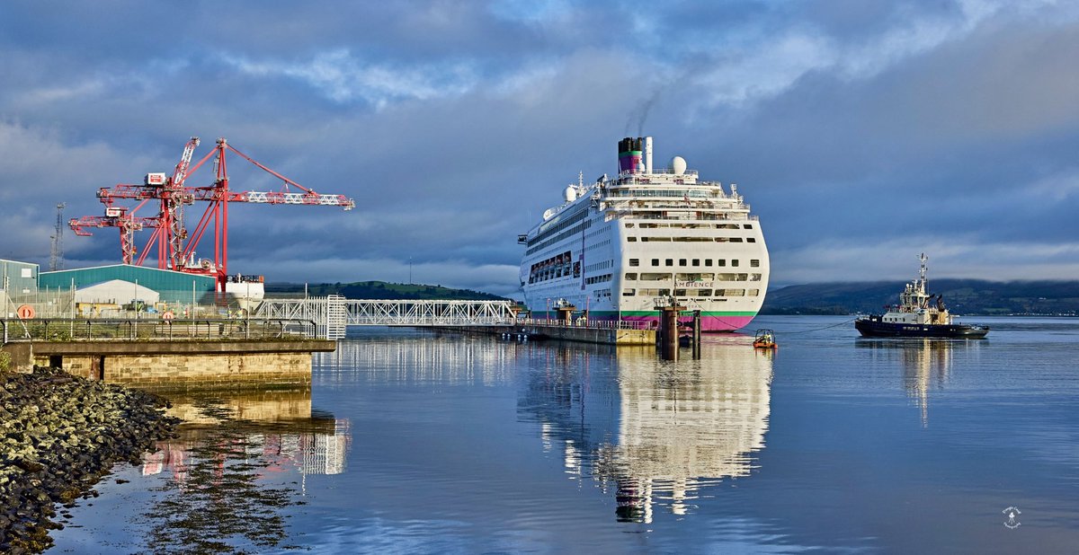 DougieCoullPix's tweet photo. Few early catches with more later π
#riverclyde #inveclyde #greenock #cruise #cruiseship #photography #maritime #shipping #ambience https://t.co/AC3jWrv7Eo