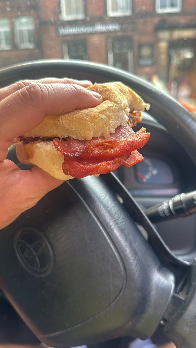 Greggs bacon rolls have really went downhill, is it the new standard to make them over cooked most times now? Bacon is solid, chewy and a total jaw workout. Or do the staff just think aye just sell it? <a href="/GreggsOfficial/">Greggs</a>  I’d lob it if I wasn’t starving