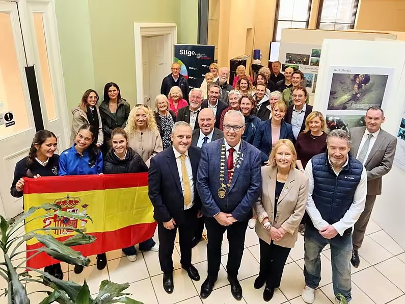 El «Remebering the Armada 2025» comienza oficialmente.
Este año estaremos allí (y con esta edición ya van 11 ininterrumpidamente) colaborando con la Spanish Armada Ireland, la Embajada de España en Irlanda y la Armada representando, también, a todos nuestros seguidores que no