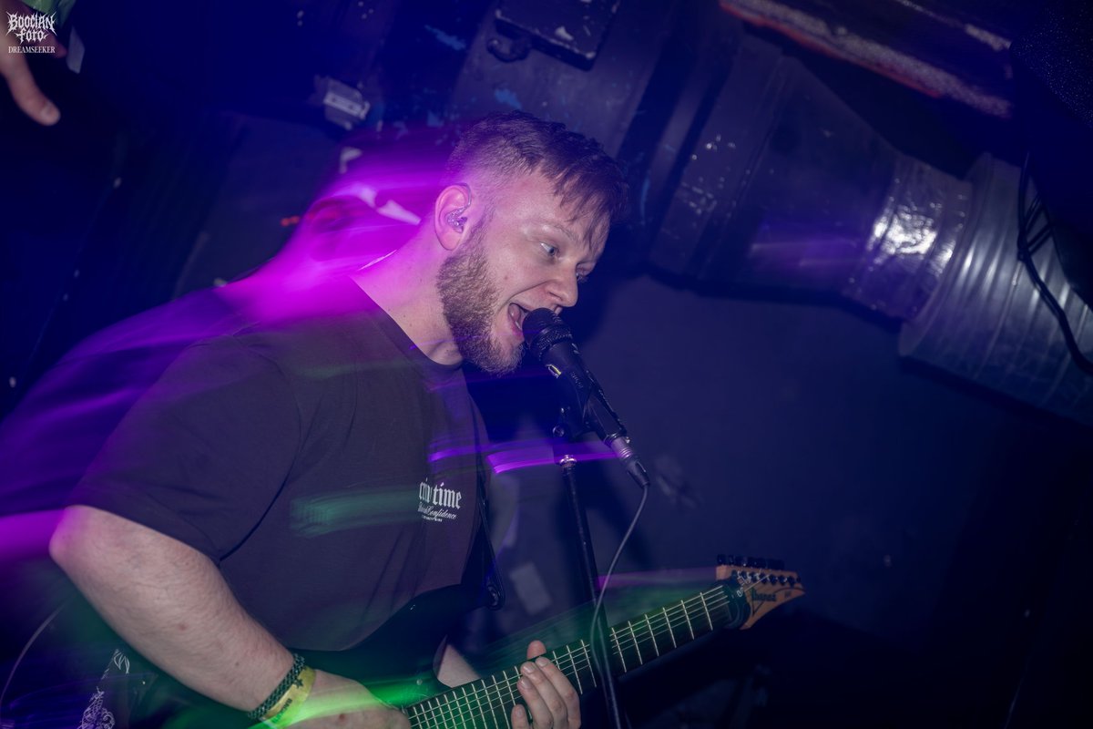 ViolentAnswer's tweet photo. Wspominamy sierpniowy koncert z @AngelMakerBand we Warszawskim klubie Hydrozagadka  🤘

📸 Fotorelacja od boocian.foto

#metal #metalcore #deathcore #warszawa #warsaw #koncert #muzyka #polskamuzyka #polishmetal https://t.co/4MqWBDiG7m