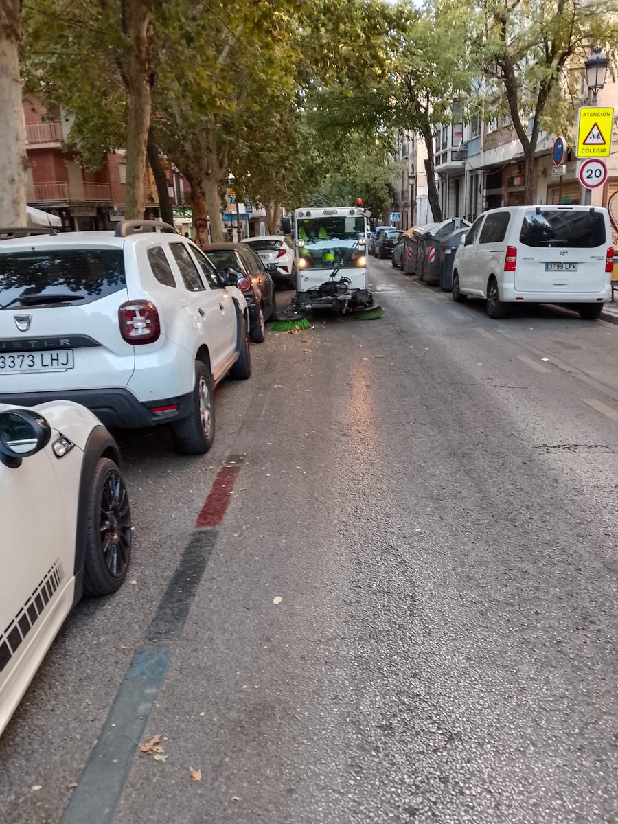 Granada limpia, que te quiero limpia tweet media