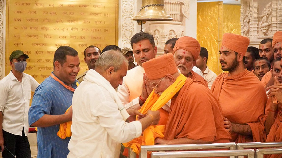 gurukul_org's tweet photo. With the blessings of Bhagwan Shree Ram, our Pujya Guru Maharaj and saints had darshan at the divine Shree Ram Mandir-Ayodhya.
An unforgettable moment of faith, devotion, and grace. ✨
#ayodhyarammandir #shreeswaminarayangurukul #spiritualjourney #RamJanmabhoomi #RamMandirDarshan https://t.co/ZOteuXNaOF