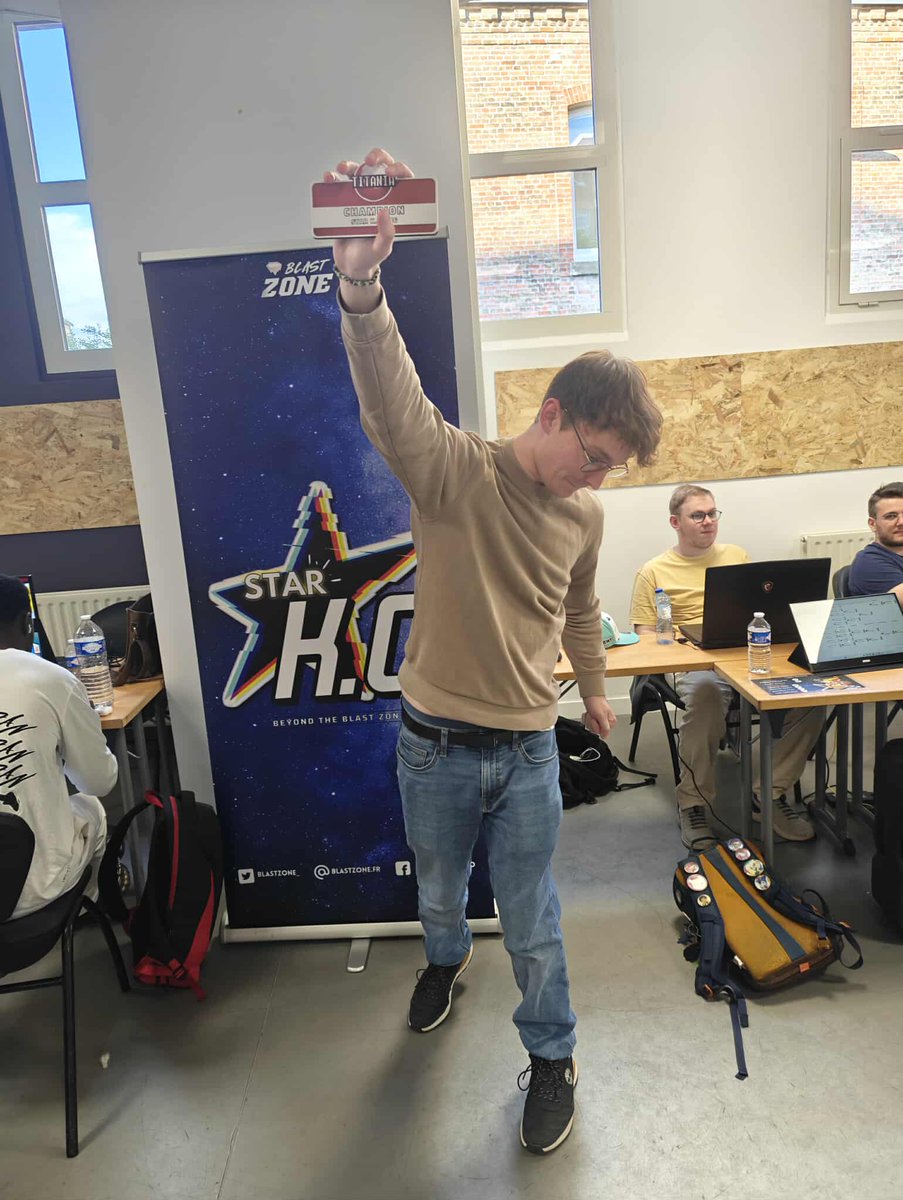 🌠 STAR K.O. #16 🌠
🪐 RESPAWN CHAMPIONS 🪐

🔵 <a href="/hexagonedj/">R-B | Hexagone</a> 
🟢 <a href="/TheKimarito/">Kimarito</a> 
🔴 <a href="/Neo_Chronos/">BLZ | NeoChronos ☀️</a> 

Bravo à eux et encore merci à <a href="/Gui2_SSB/">GG | Gui2</a> pour la réalisation de nos trophées ! 🏆