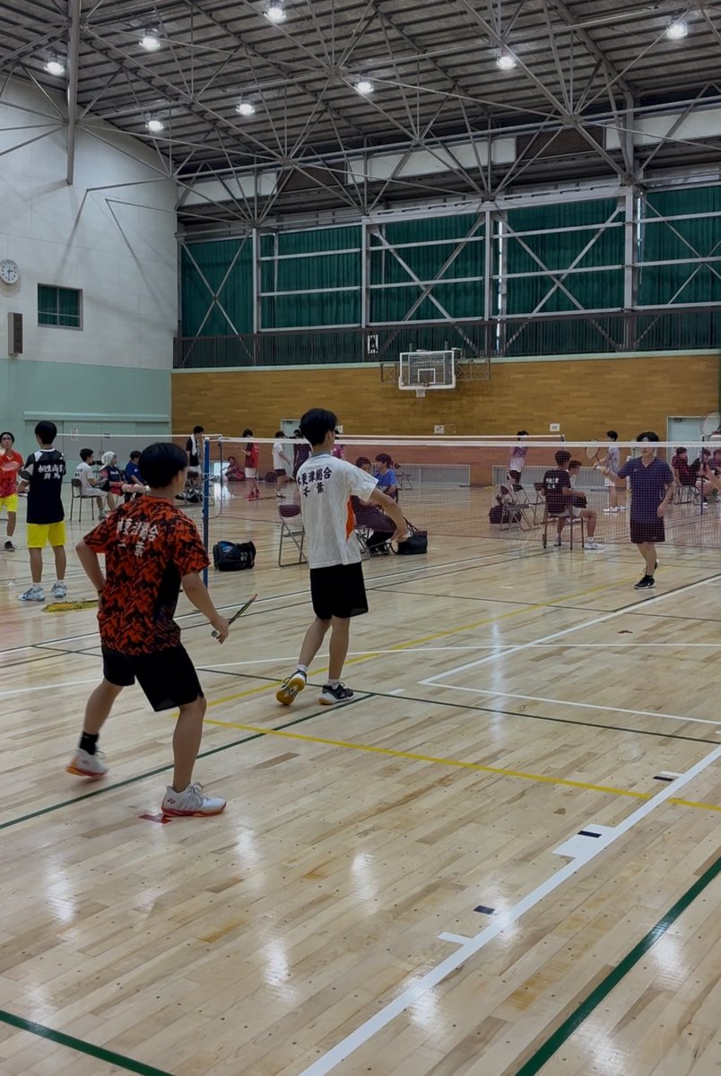 kisoh_bad's tweet photo. ★群馬県高校生バドミントン研修大会★

男子団体　2日目
Dリーグ
1-3 法政大学第ニ
大会最終戦時間いっぱい沢山試合する事ができました！
今回の大会で得た経験を活かし練習頑張っていきます❗️

#バドミントン
#木更津総合 https://t.co/gJOTFqZfuZ