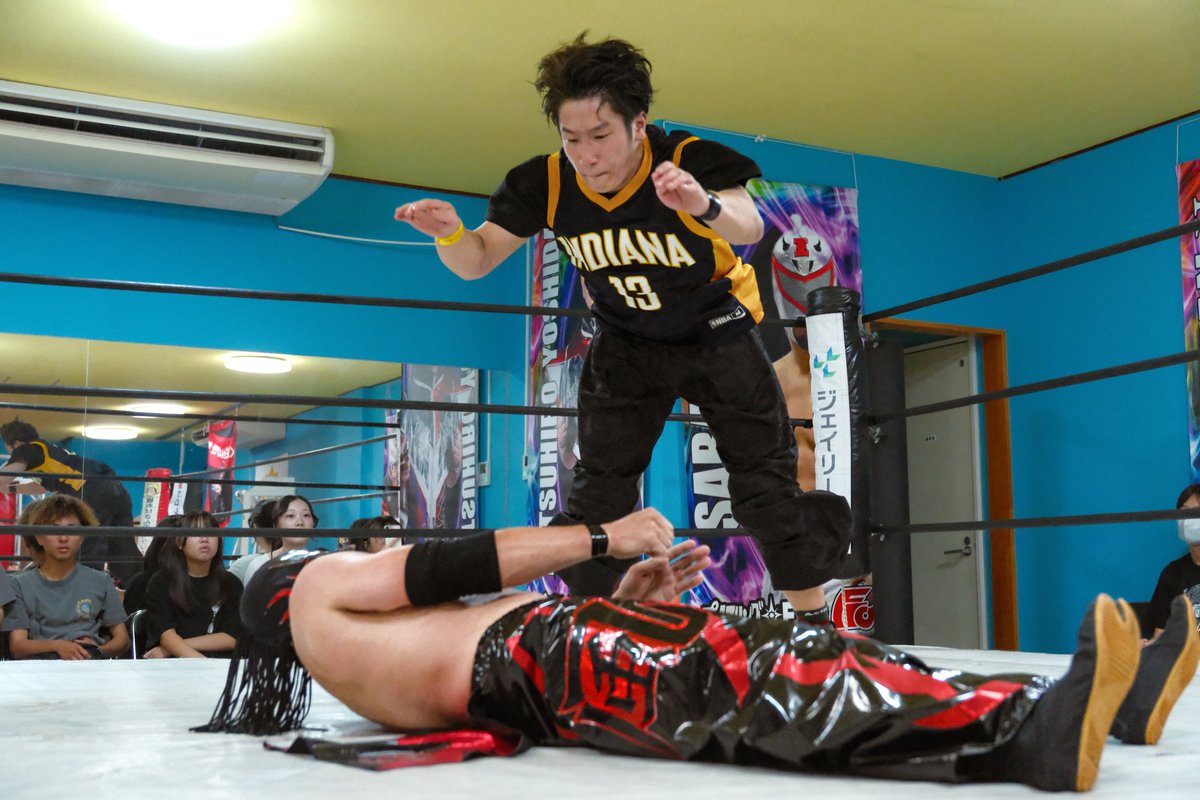 25.9.14 プロレスリングFTO
道場マッチ“虎の穴”

斗真選手
レイ・オシート選手
②

#プロレスリングFTO
