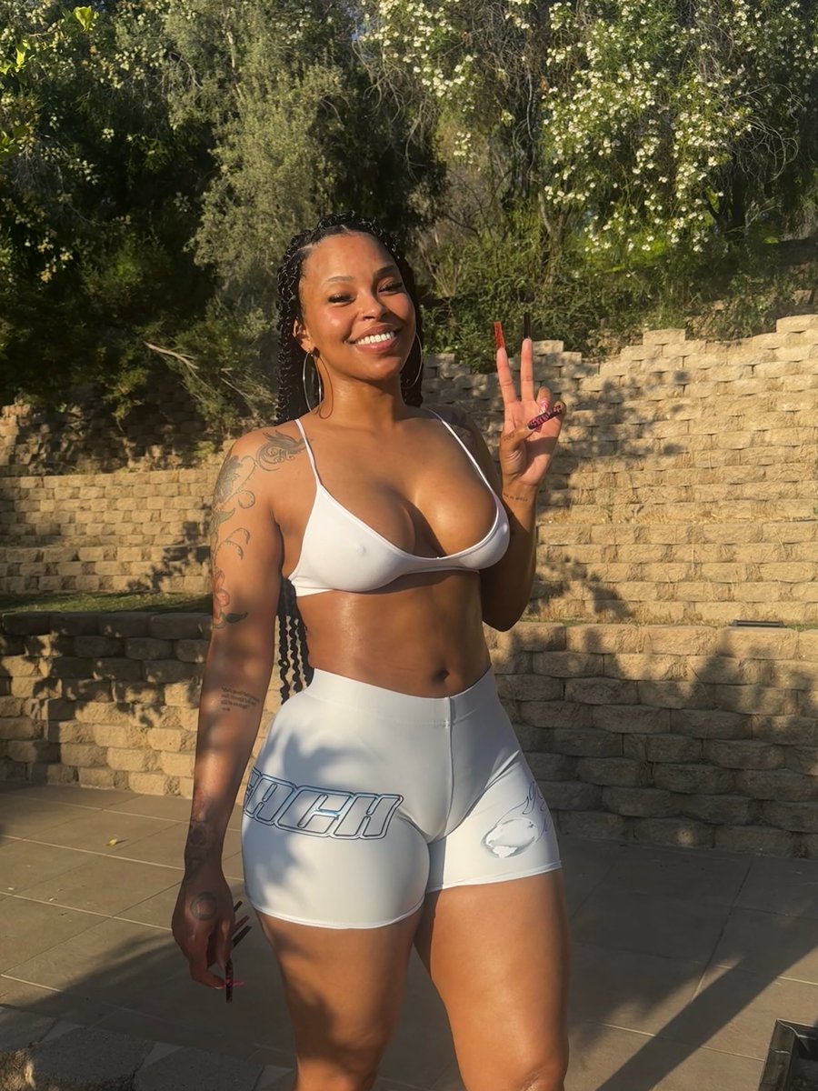 RIGHT ❤️🇺🇬🇺🇬 tweet media