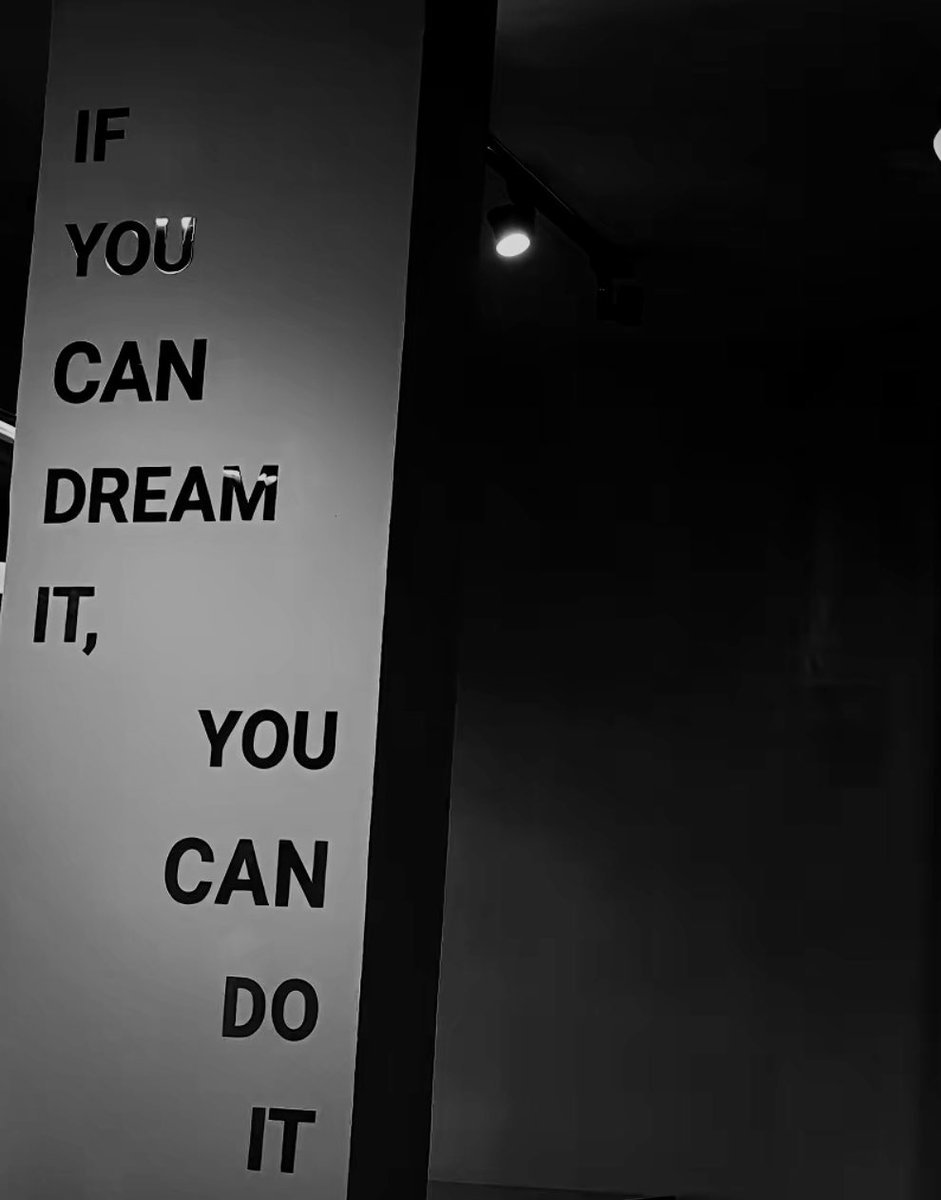 Dan (@danthatkid) on Twitter photo 