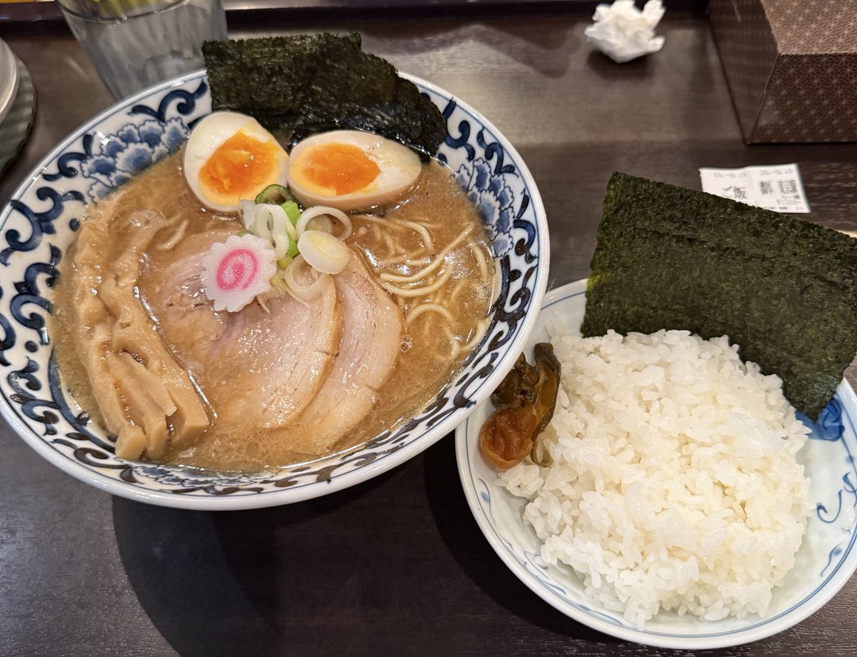 山本彩 (@SayakaNeon) / X