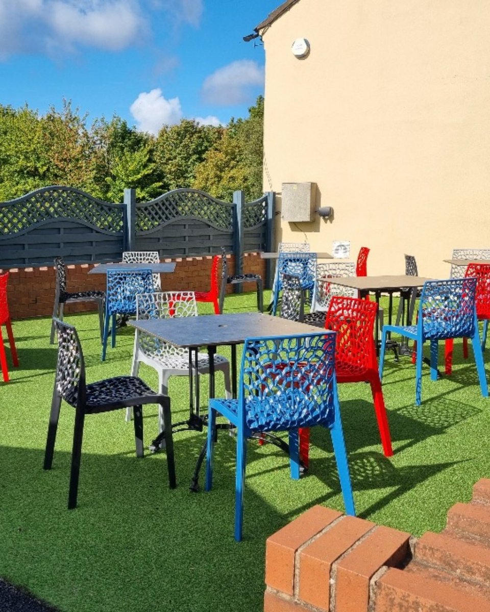Leisurebenchuk's tweet photo. Big changes at the Lamp Tavern, Dudley! Their outdoor space just got a vibrant, sustainable upgrade- perfect for soaking up the atmosphere.

Ready to transform your space? 
📲 contact us on 01949 862 920
📧 email sales@leisurebench.co.uk

#outdoorrefresh #sustainablestyle https://t.co/S7A6C2tNtC