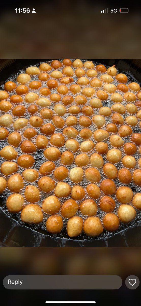 Jumskitchen's tweet image. You’re craving smallchops and you need a platter within your budget . 

Just send us a DM , let us make it happen .

#smallchopsinakure #bestsmallchopsinakure #smallchops