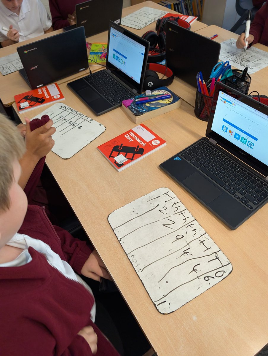 Year 5 have been used a number generator to creat a 6 digit number to compare with their partner. #smallestnumberwins #WeAreLEO