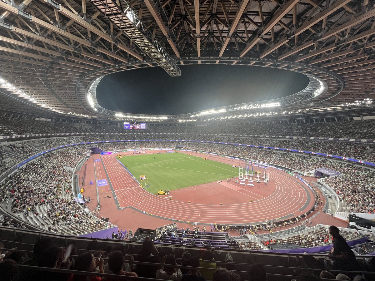 あおてつ tweet media