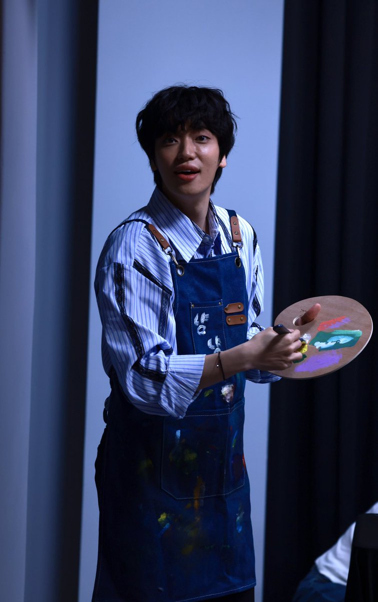 rmeeeew0430's tweet photo. 250914 대면

 #니엘 #NIEL https://t.co/LWX8cY9Oln