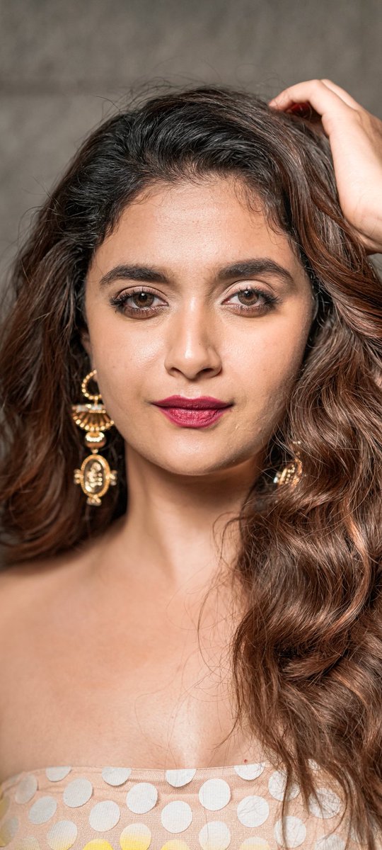Rawshe009's tweet image. Face card #keerthiSuresh #KeerthySuresh𓃵