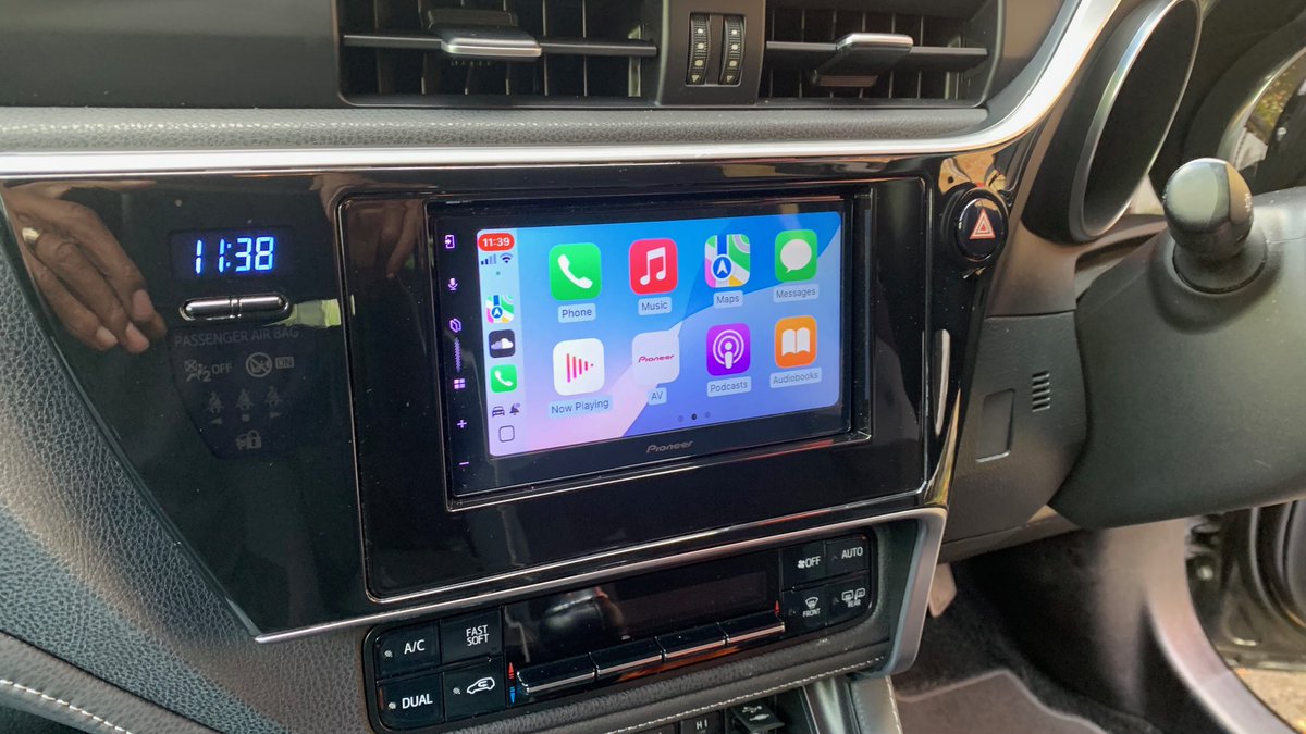 dynamic_audio's tweet image. Toyota Auris 2016 model upgraded with the popular Pioneer SPH-DA77DAB wireless CarPlay stereo.

We used Connects2 installation accessories to complete the install and retain the original camera on the vehicle.

@PioneerUK @Connects2 @ToyotaUK