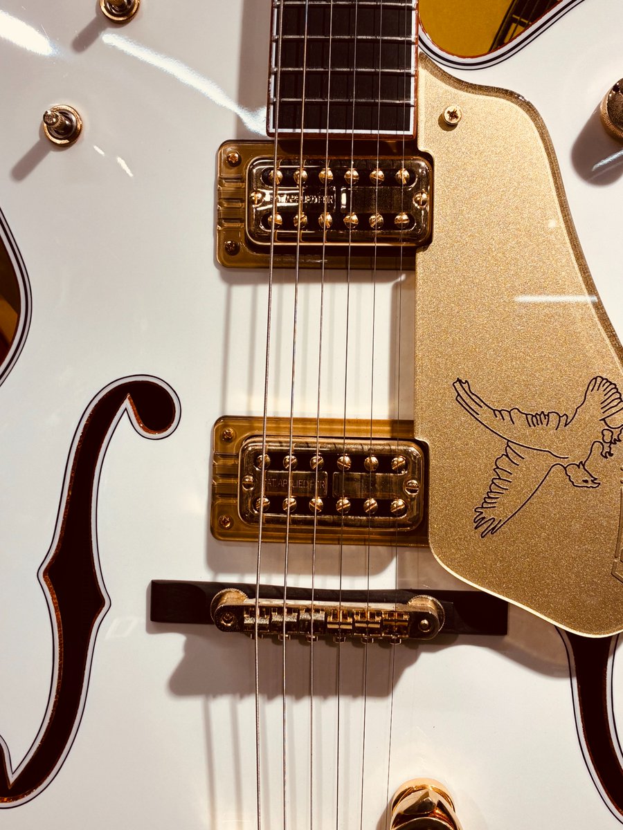 ホワイトファルコン - Search / X