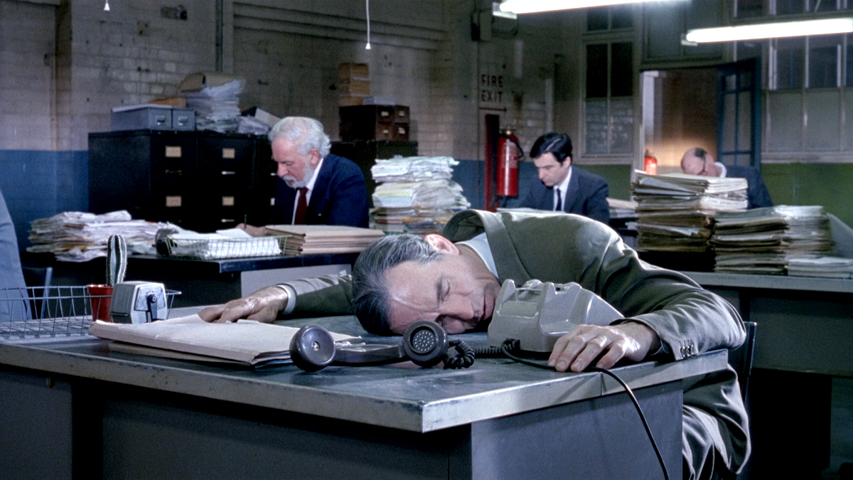 I Hired a Contract Killer, 1990.
-
Dir. Aki Kaurismäki