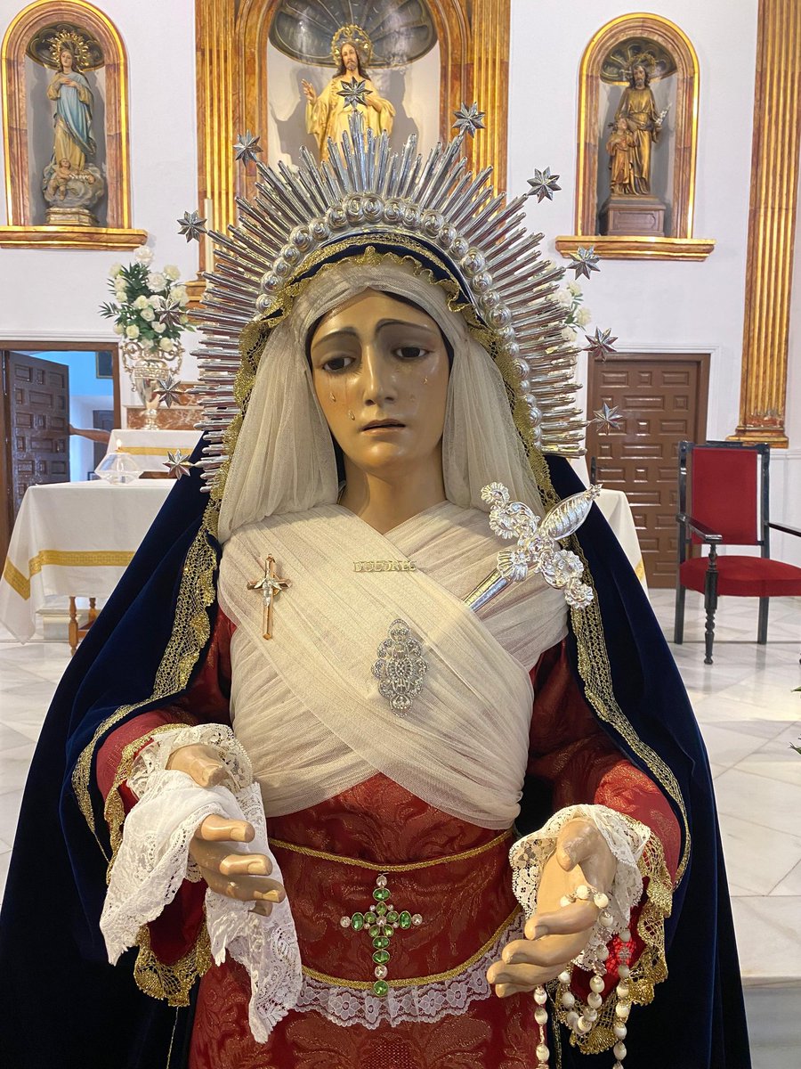 HdadMonda's tweet photo. FESTIVIDAD DE NUESTRA SEÑORA DE LOS DOLORES ❤️🗡️

Madre, déjanos acompañarte en tu dolor y alivia con tu ternura los nuestros.
¡Déjanos estar a tu lado, Madre dolorosa!
Y que tu Hijo santifique el dolor que hoy nos embarga.

¡Nuestra Señora de los Dolores, ruega por nosotros! https://t.co/MXjxfqO2Ck