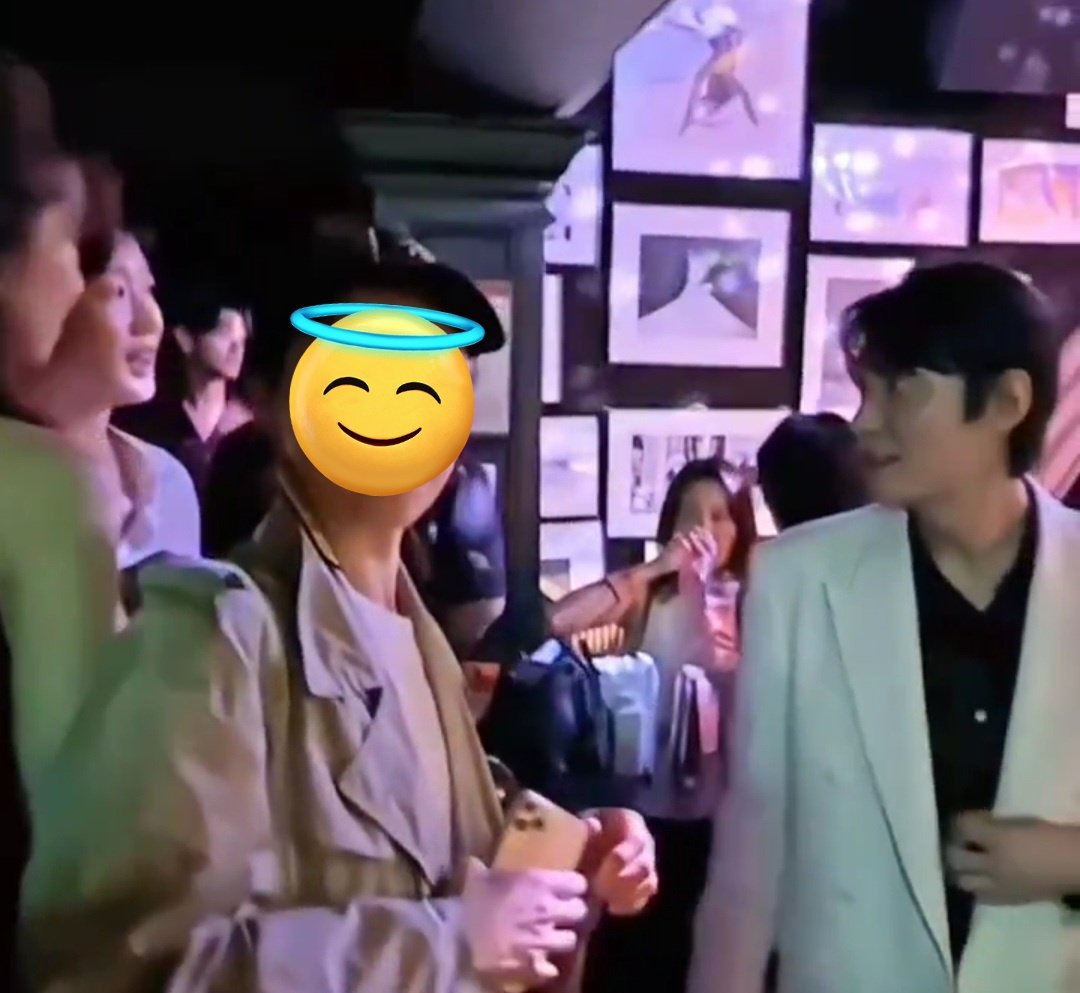 CodeSerotonin's tweet image. I was always worried about his neck