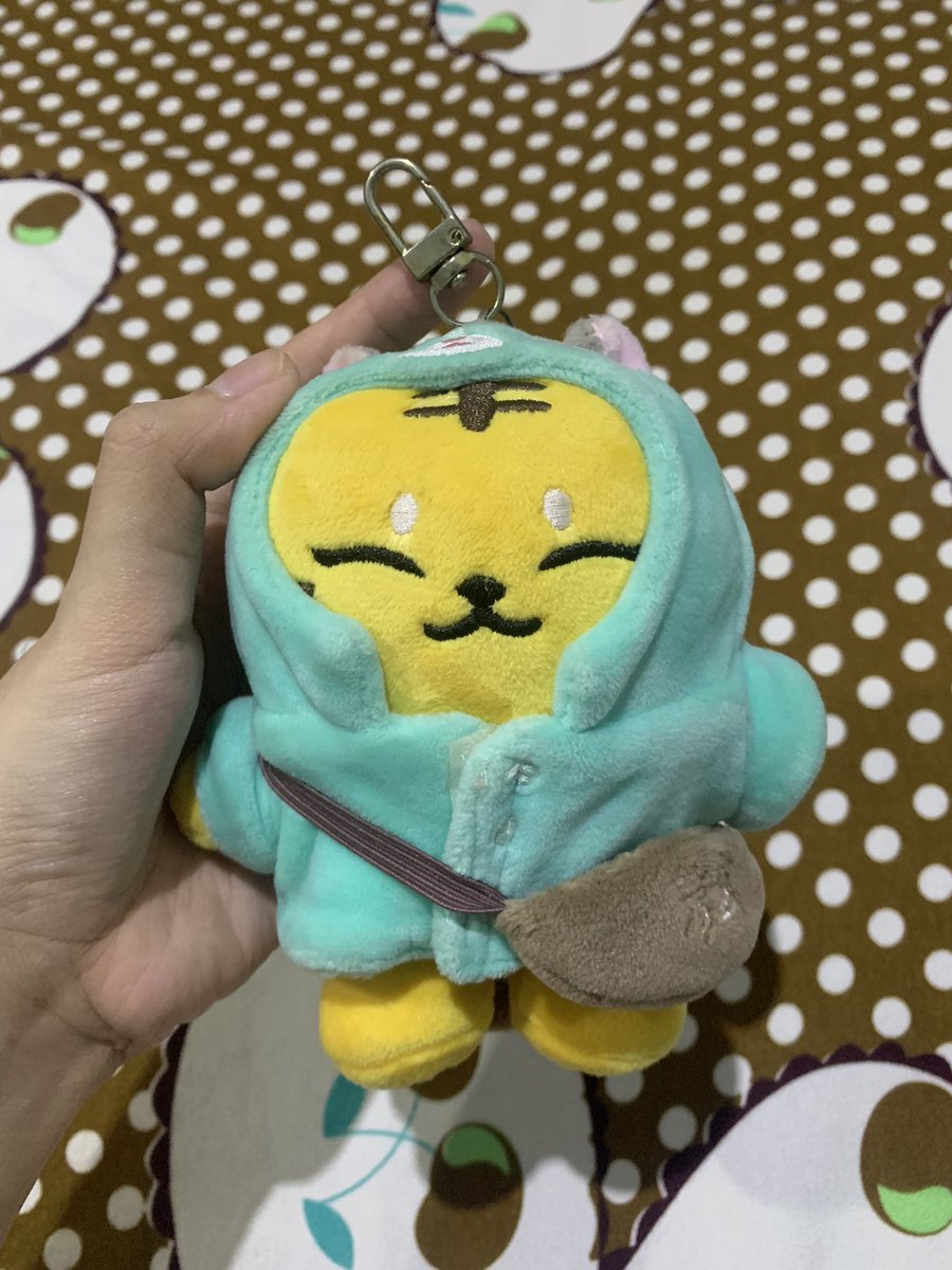 aishieeeeei's tweet photo. wts lfb ph svt

🐯 tamtam keyring (unofficial) 

-₱180

- used do not claim if sensitive
- needs washing (upper clothes, see 3rd pic)
- bought for 305 
- can ship tom
mop: maya
mod: jnt
loc: bulacan https://t.co/pykZ02R32c