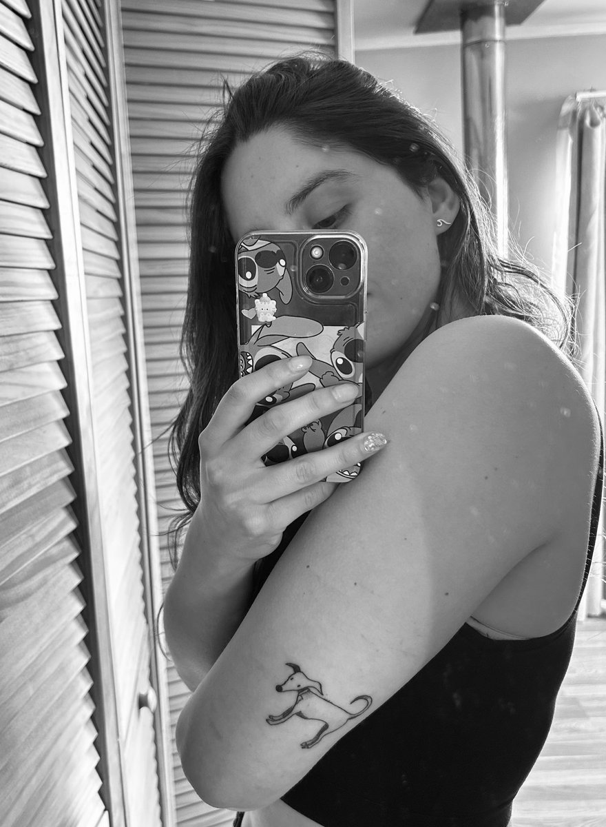 barbrivasg's tweet photo. Mi pololo me tatuó a la Bimbi 🤍 https://t.co/vlcGEmGKGQ