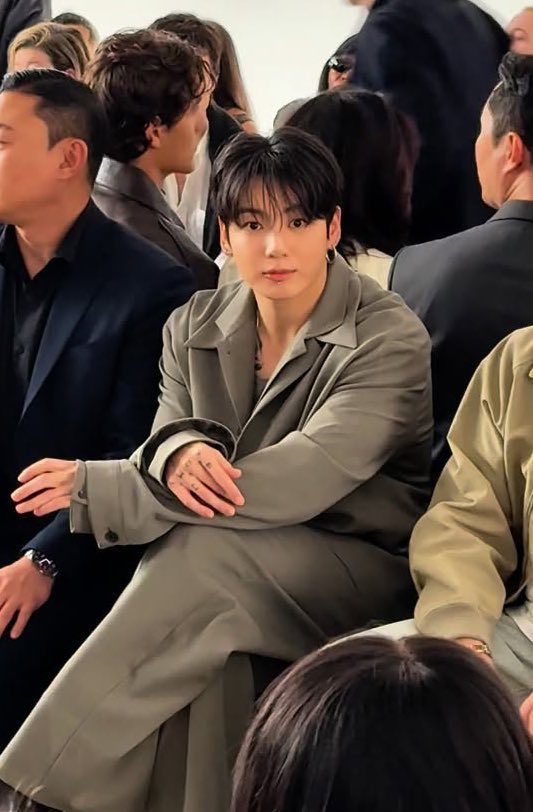 정국 tweet media