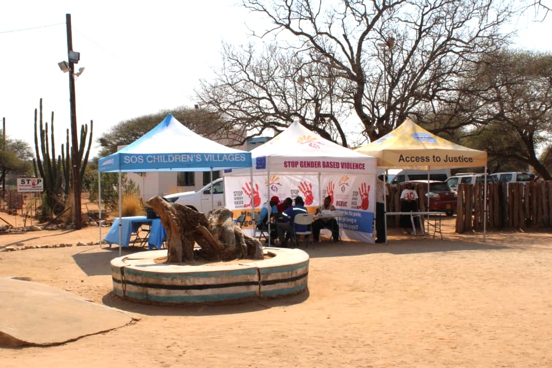 SOS_Botswana's tweet image. The past week, SOS Children’s Village, Francistown joined hands with the communities of Mathangwane to commemorate #ChildProtectionWeek 2025. Under the theme &quot;𝙎𝙚𝙚𝙣, 𝙎𝙖𝙛𝙚, 𝙎𝙪𝙥𝙥𝙤𝙧𝙩𝙚𝙙 – 𝙀𝙫𝙚𝙧𝙮 𝘾𝙝𝙞𝙡𝙙 𝙈𝙖𝙩𝙩𝙚𝙧𝙨,&quot; 
#Banabakebarona #soschildrensvillages