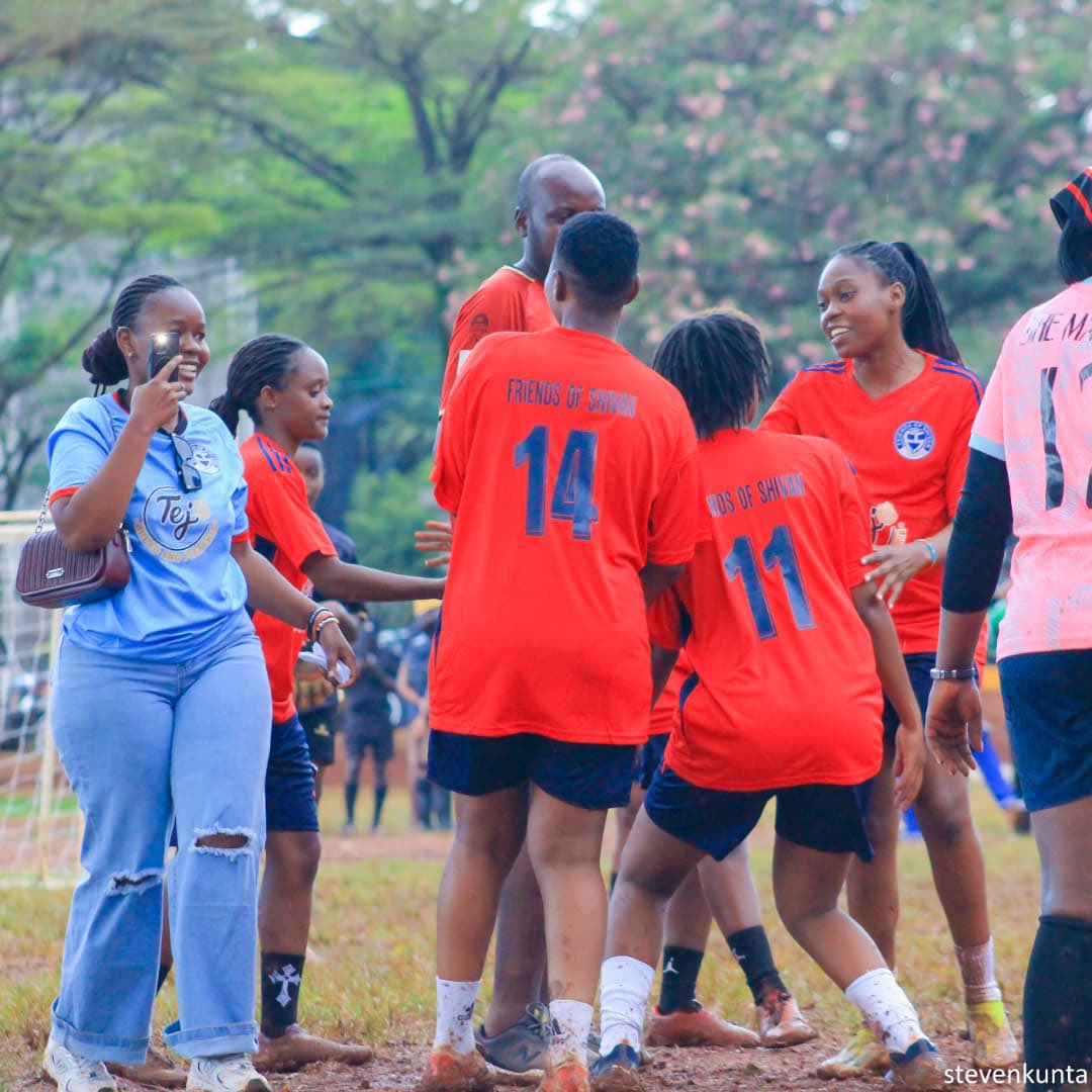 tejbreadandpizz's tweet image. On board with @FriendsOfShivan Team. 

At @tejbreadandpizz, we're taking strides beyond sports as a game but to the spirit of networking expansion and community as a family. 

#TejBreadAndPizzeria | #MoreThanSports