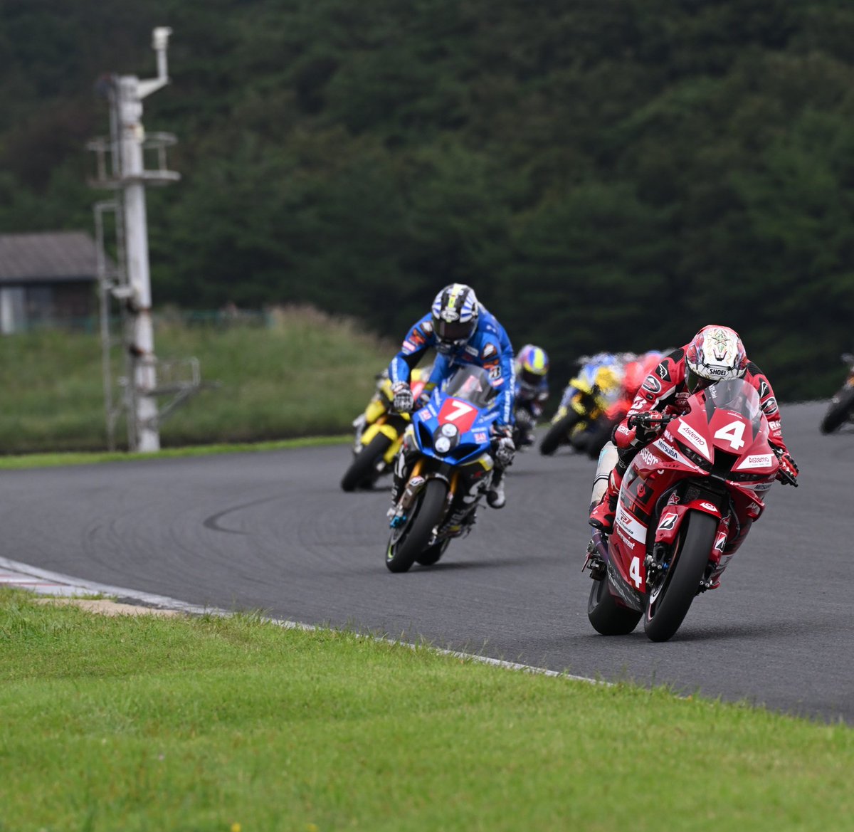 タツヤくんページ 🐟Back to interesting art style. . . . . . . . .画风不定式摸鱼人